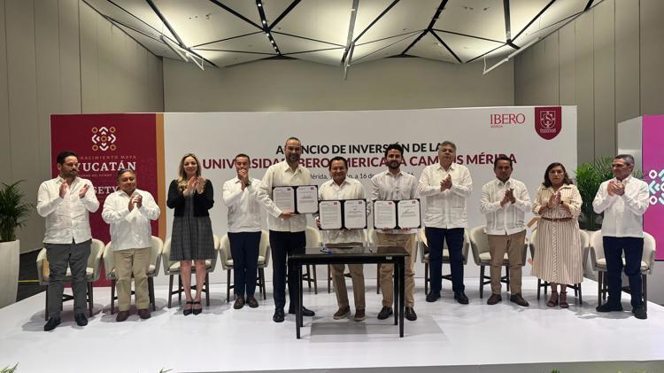 2 CON AUTORIDADES IBERO Mérida-1