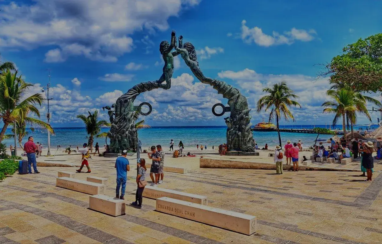 arco de parque de los fundadores playa del carmen